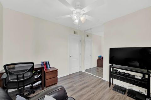 101 Larsen Cir, Vallejo, CA 94589 photo 19