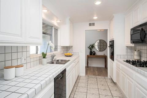35 Eames Ct, Novato, CA 94947 photo 15