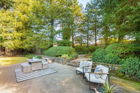 35 Eames Ct, Novato, CA 94947 photo 14
