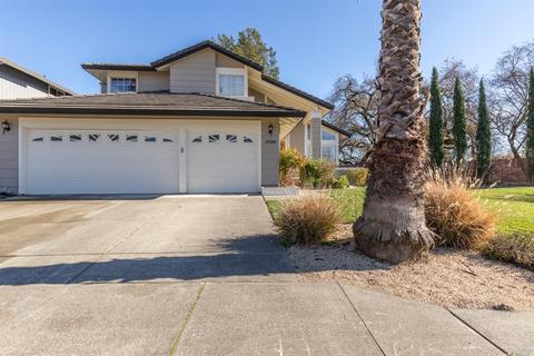 7020 Edinburgh Ct, Windsor, CA 95492 photo 1