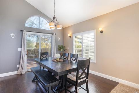 7020 Edinburgh Ct, Windsor, CA 95492 photo 14