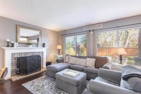 7020 Edinburgh Ct, Windsor, CA 95492 photo 9