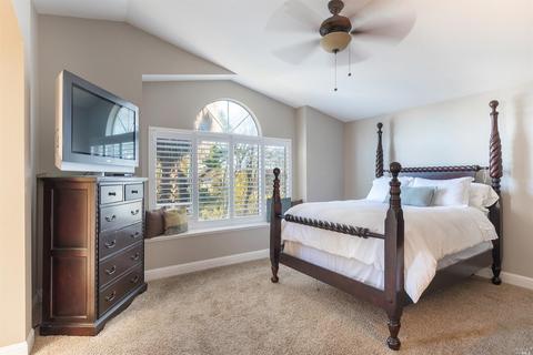 7020 Edinburgh Ct, Windsor, CA 95492 photo 19