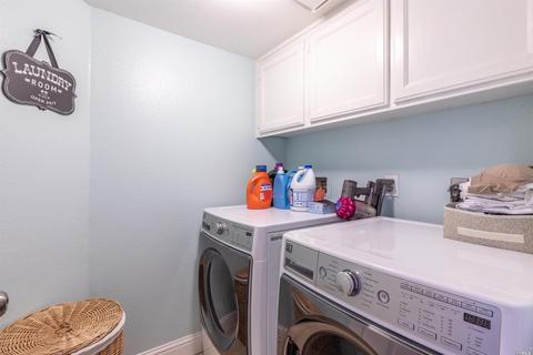 7020 Edinburgh Ct, Windsor, CA 95492 photo 24