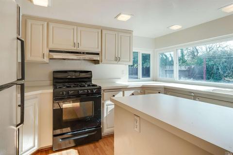 540 Sutter St, Petaluma, CA 94954 photo 14