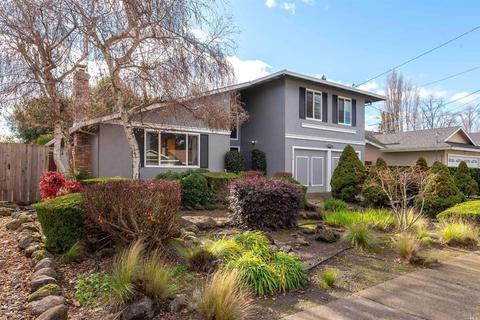 540 Sutter St, Petaluma, CA 94954 photo 2