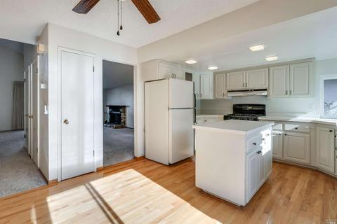 540 Sutter St, Petaluma, CA 94954 photo 12