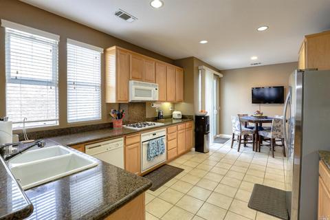 8060 Carlisle Way, Vallejo, CA 94591 photo 13