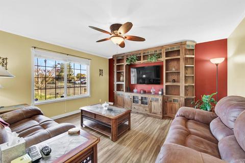 101 Candy Dr, Vallejo, CA 94589 photo 9