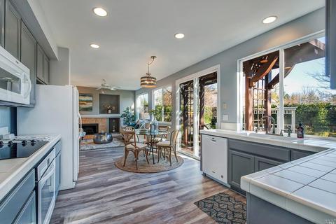 8908 Heritage Dr, Windsor, CA 95492 photo 11