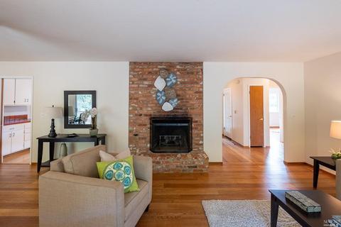 23 Oak Tree Ln, Fairfax, CA 94930 photo 4