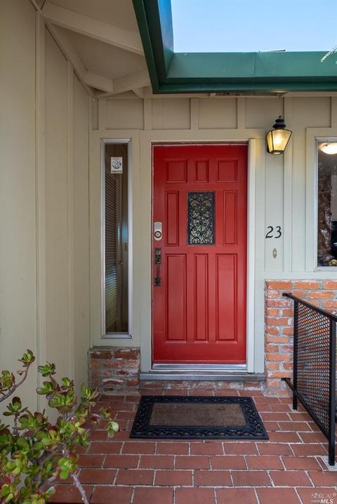 23 Oak Tree Ln, Fairfax, CA 94930 photo 2
