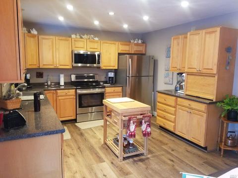 196 Stanley Ct, Vacaville, CA 95687 photo 6