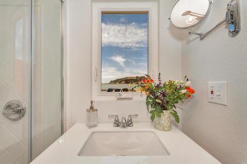 26 Sandy Beach Rd, Vallejo, CA 94590 photo 27