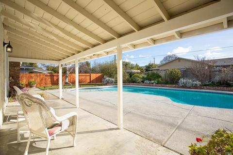 925 W B St, Dixon, CA 95620 photo 29