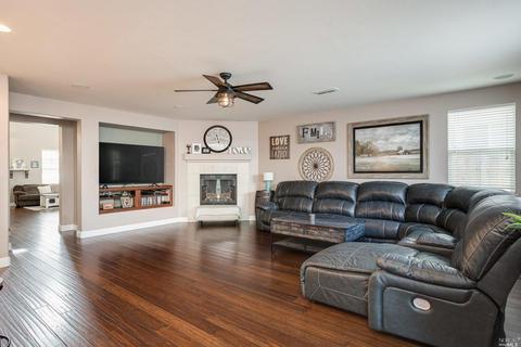 2368 Campbell Cir, Fairfield, CA 94533 photo 4