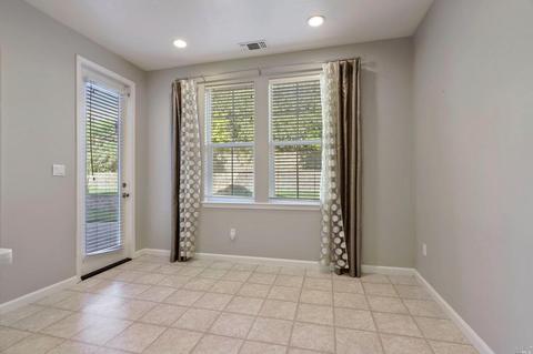 4075 Summer Gate Ave, Vallejo, CA 94591 photo 28