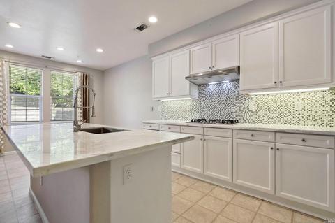 4075 Summer Gate Ave, Vallejo, CA 94591 photo 27