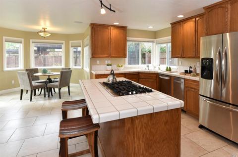 544 Pistachio Pl, Windsor, CA 95492 photo 12