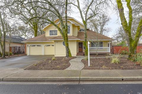 544 Pistachio Pl, Windsor, CA 95492 photo 2