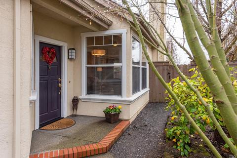 856 Patti Page Ct, Windsor, CA 95492 photo 3