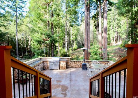 22095 Gordon Ct, Timber Cove, CA 95450 photo 3
