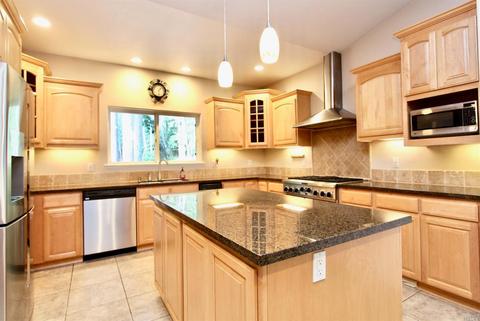 22095 Gordon Ct, Timber Cove, CA 95450 photo 5