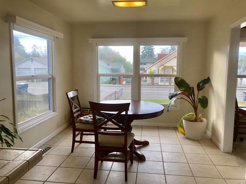 129 Powell Ave, Healdsburg, CA 95448 photo 7