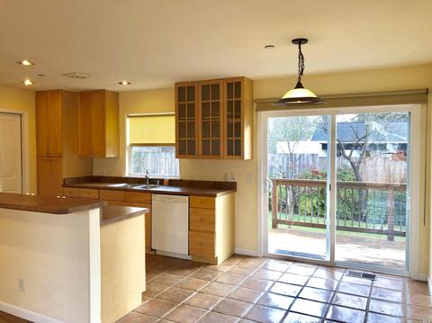 129 Powell Ave, Healdsburg, CA 95448 photo 14