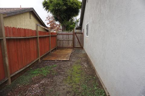 135 Rutgers Ct, Vallejo, CA 94589 photo 21
