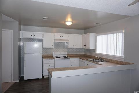 135 Rutgers Ct, Vallejo, CA 94589 photo 5
