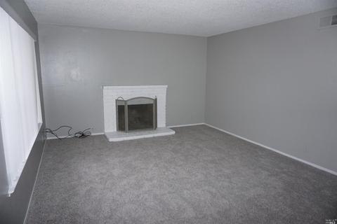 135 Rutgers Ct, Vallejo, CA 94589 photo 3
