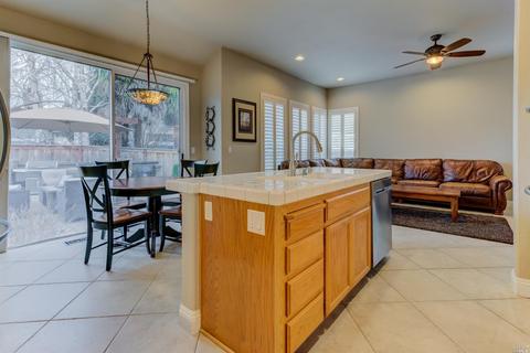 644 Pavilion Dr, Fairfield, CA 94534 photo 34