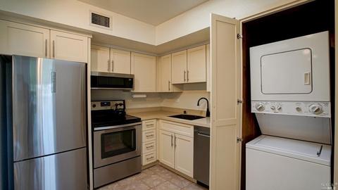 2 Ash Ave #4, Kentfield, CA 94904 photo 8