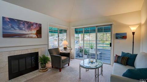2 Ash Ave #4, Kentfield, CA 94904 photo 2