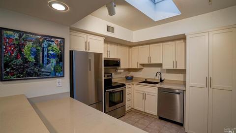 2 Ash Ave #4, Kentfield, CA 94904 photo 7