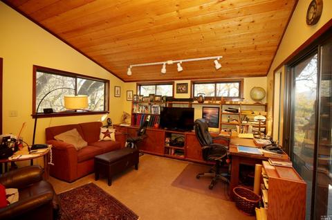 2500 Mcnab Ranch Rd, Ukiah, CA 95482 photo 13