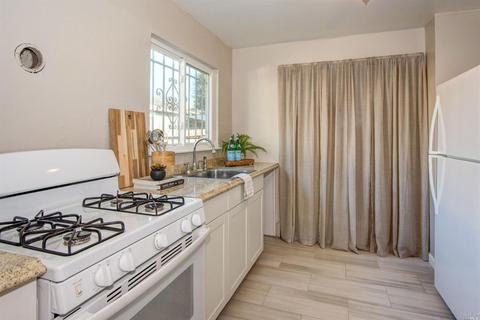 226 Lofas Pl, Vallejo, CA 94589 photo 5