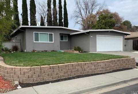 337 Adobe Dr, Vacaville, CA 95687 photo 2