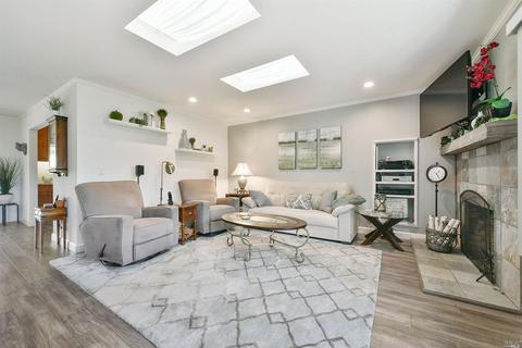 127 Vineyard Cir, Sonoma, CA 95476 photo 3