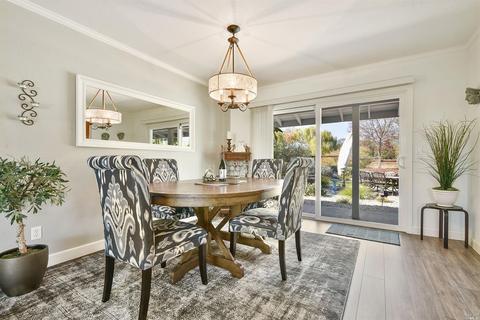 127 Vineyard Cir, Sonoma, CA 95476 photo 5