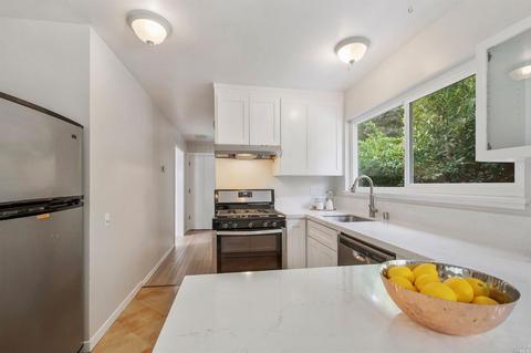 175 Cascade Dr, Fairfax, CA 94930 photo 13
