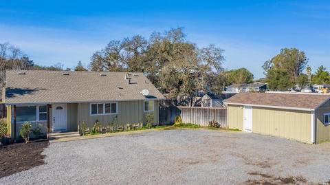 121 Arata Ln, Windsor, CA 95492 photo 4