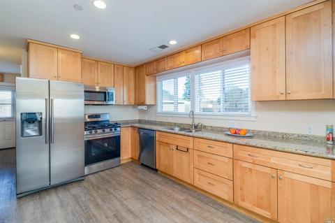 121 Arata Ln, Windsor, CA 95492 photo 11