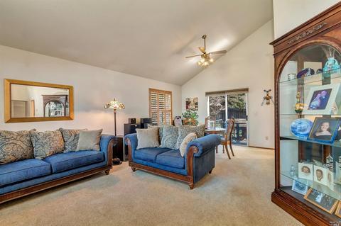 407 Birkdale Dr, Vallejo, CA 94591 photo 3