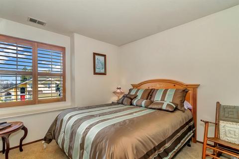 407 Birkdale Dr, Vallejo, CA 94591 photo 20