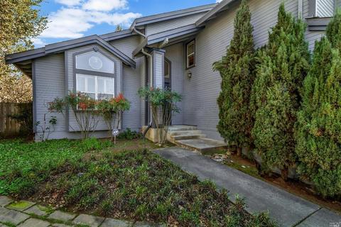 407 Birkdale Dr, Vallejo, CA 94591 photo 2