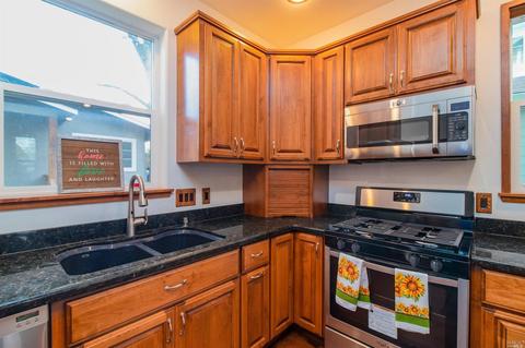 157 E Oak St, Willits, CA 95490 photo 7