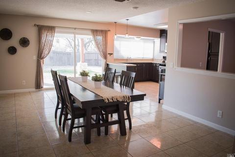 1395 Hemingway Ct, Dixon, CA 95620 photo 7