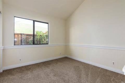 411 Newcastle Ct, Vallejo, CA 94591 photo 22